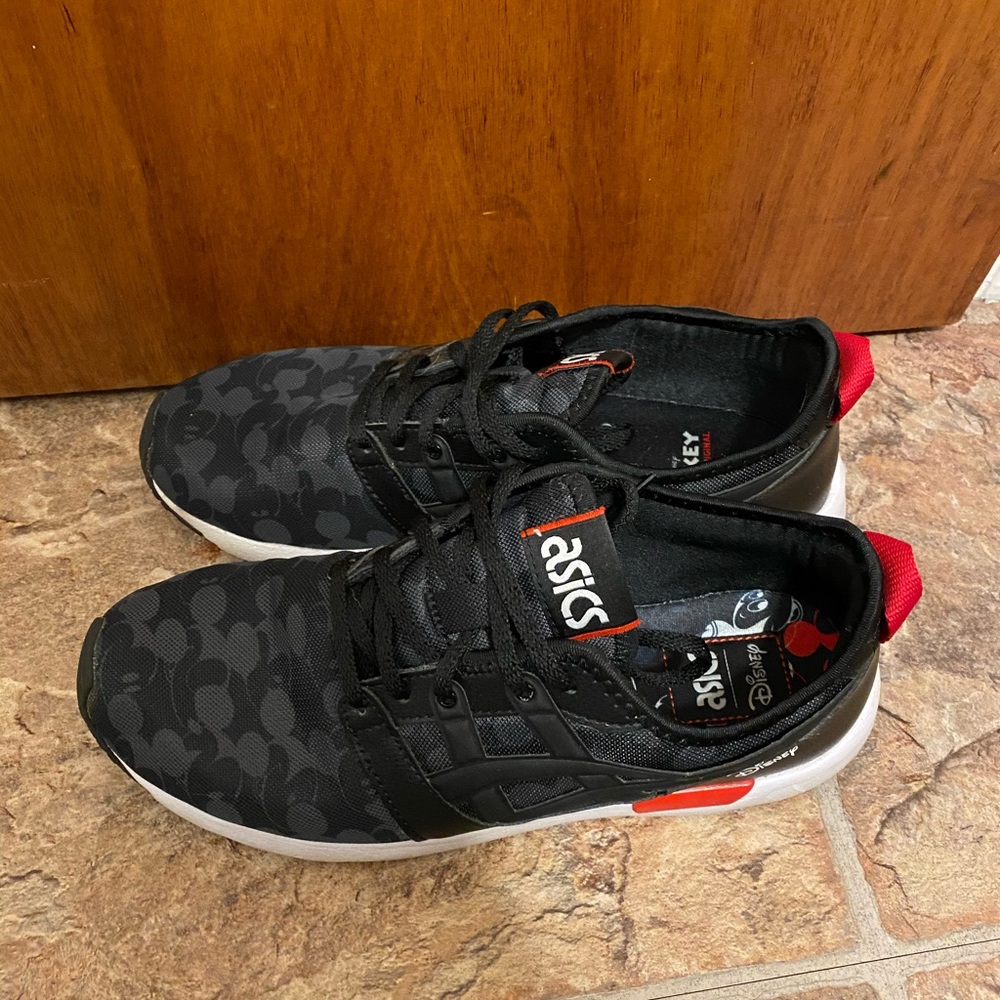 Youth ASICSxDisney Sneakers size 6